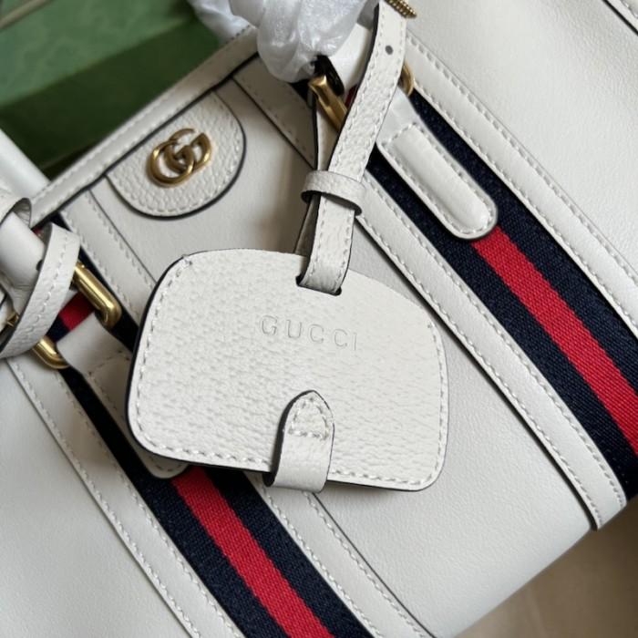 bauletto-small-top-handle-bag-4956_16844005296-1000