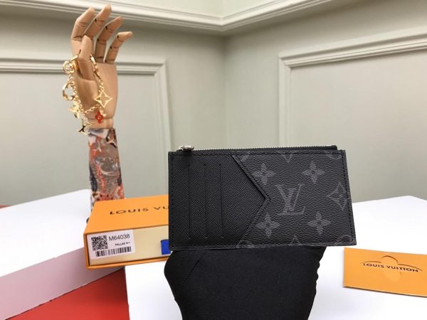coin-card-holder-2374_16843952041-1000