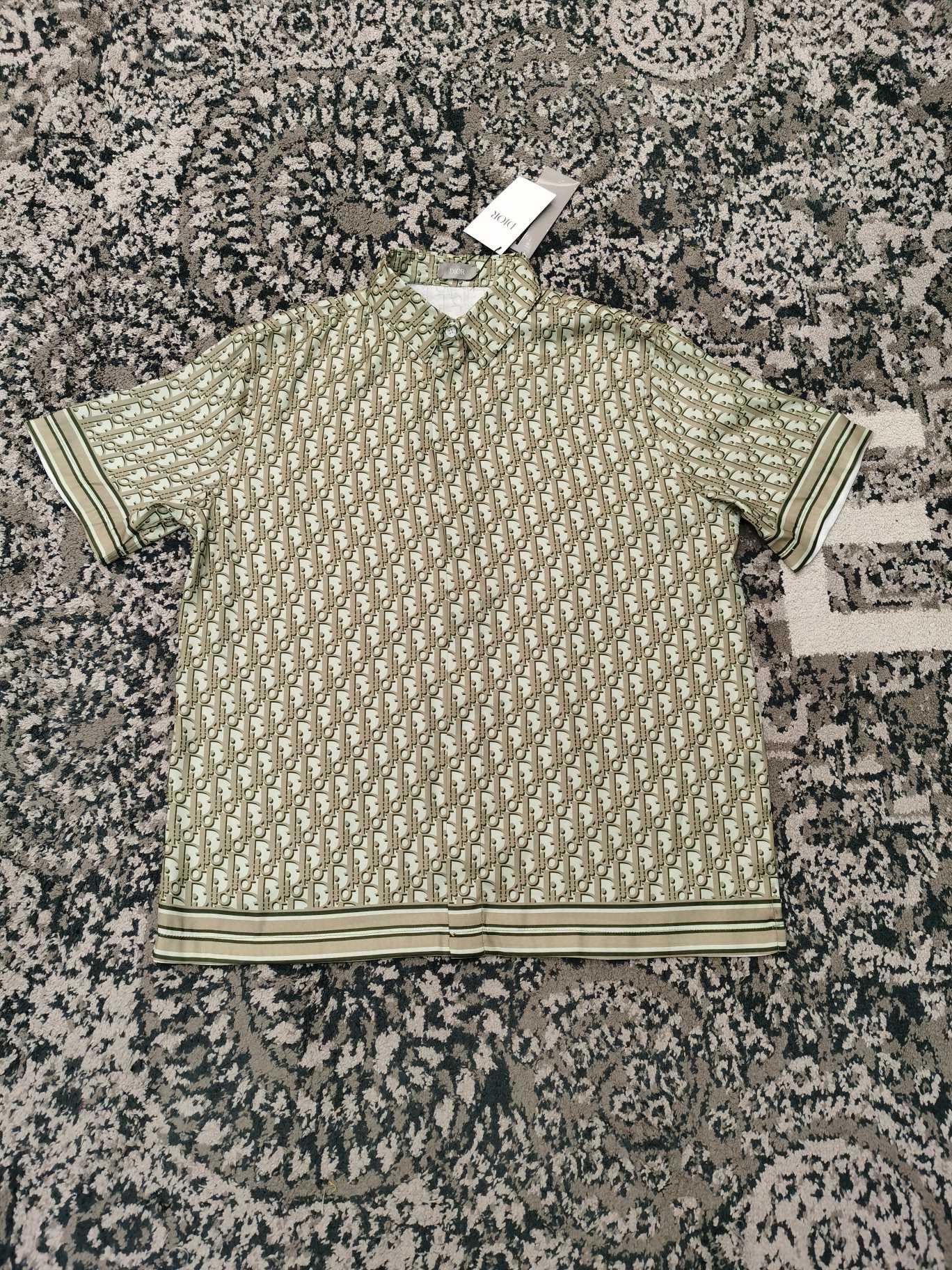 dior-oblique-short-sleeved-shirt-7149_16844046354-1000