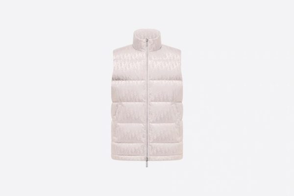 dior-oblique-sleeveless-down-jacket-5623_16844017101-1000