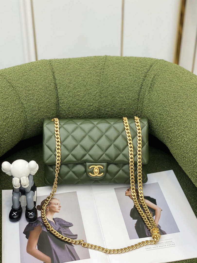 flap-bag-lambskin-6017_16844023012-1000