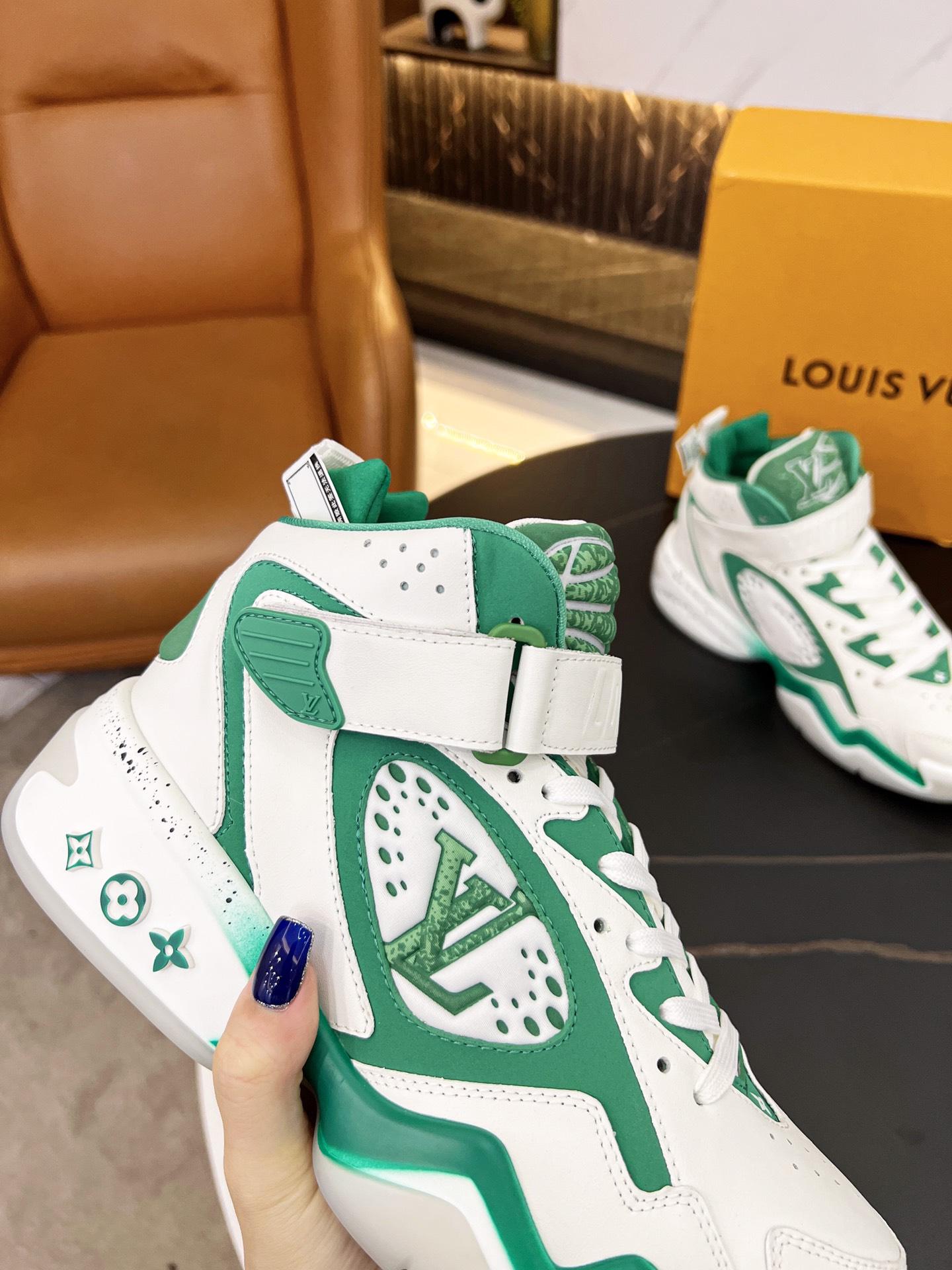 lv-trainer-2-sneaker-5022_16844006267-1000