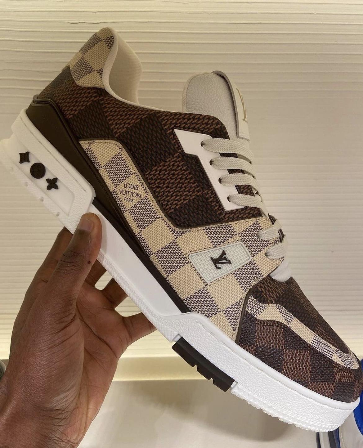 lv-trainer-sneaker-5048_16844006592-1000