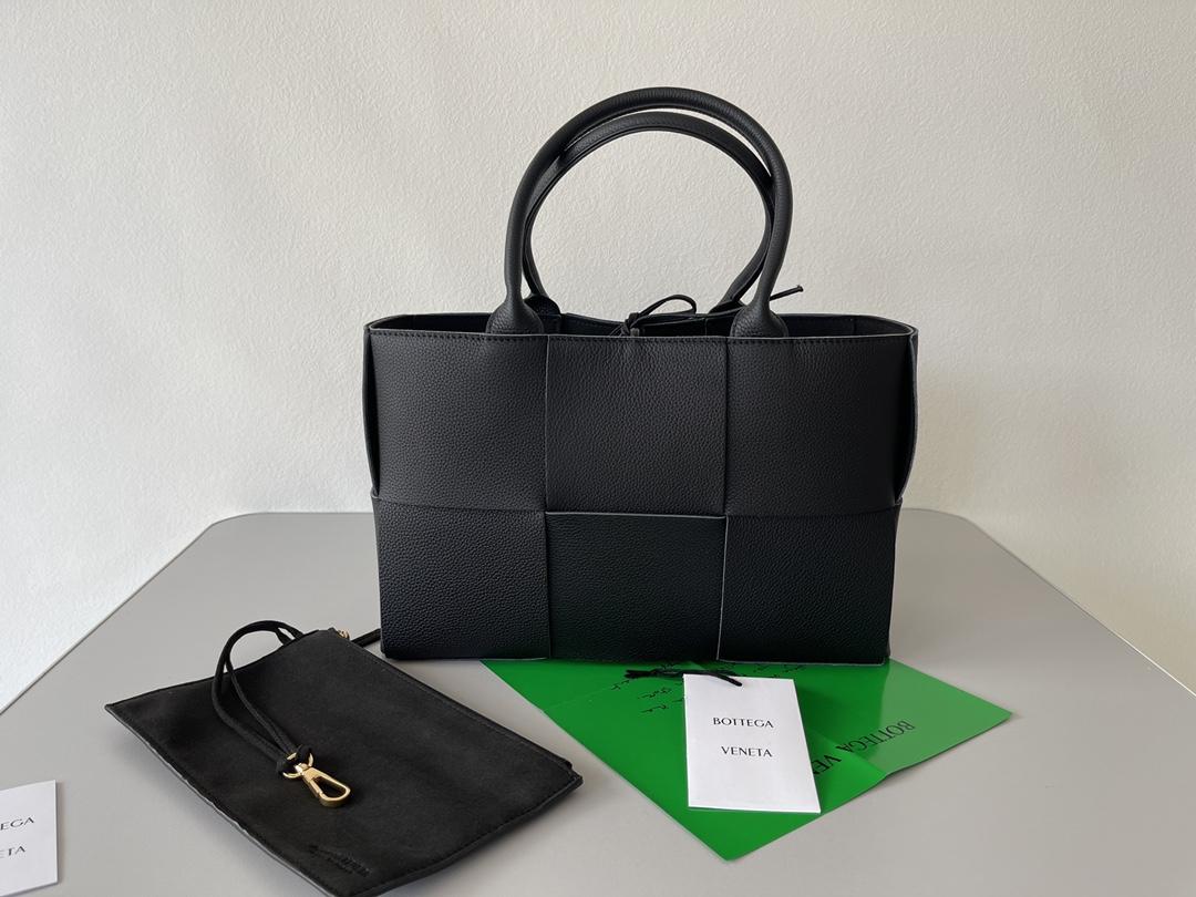 medium-arco-tote-bag-5052_16844006672-1000