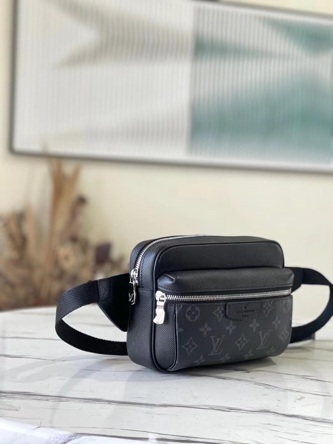 outdoor-bumbag-7247_16844049282-1000