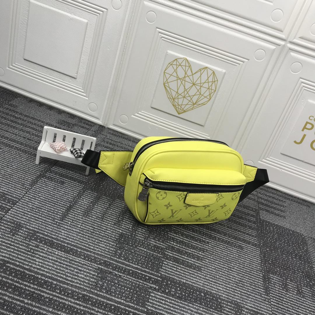 outdoor-bumbag-7252_16844049382-1000