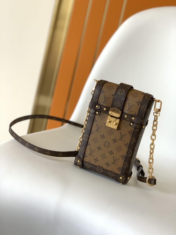 vertical-trunk-pochette-1512_16844975821-1000